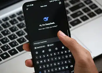 O que saber antes de pedir conselhos de saúde a um chatbot de IA 2 Chatbots são usados para quem tenta dicas de diagnóstico de saúde. Foto: Abdelrahman Ahmed/Pexels