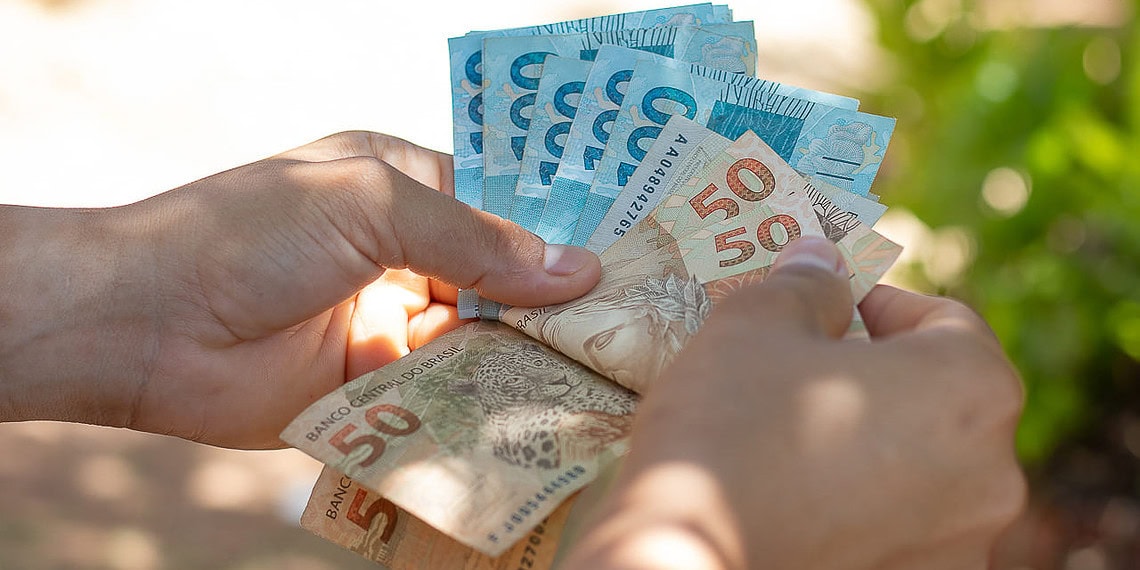 2º lote do PIS/PASEP caiu na conta! Veja como sacar 1 Foto: Jeane de Oliveira/ FDR