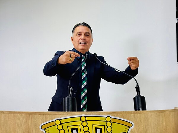 “Nada está descartado”, diz Eber Machado sobre Jéssica Sales como vice de Mailza Assis