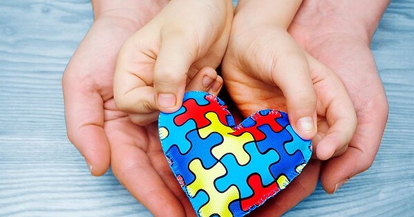 PL que cria Semana Municipal da Mãe Atípica em Rio Branco recebe veto parcial da prefeitura