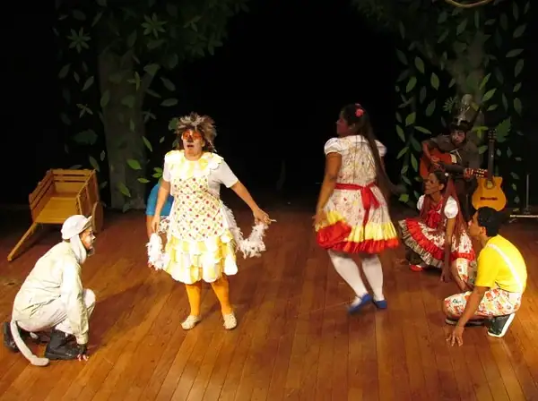 Clássico "Os Saltimbancos" ganha temporada gratuita em Rio Branco em celebração aos 35 anos do Teatro GPT