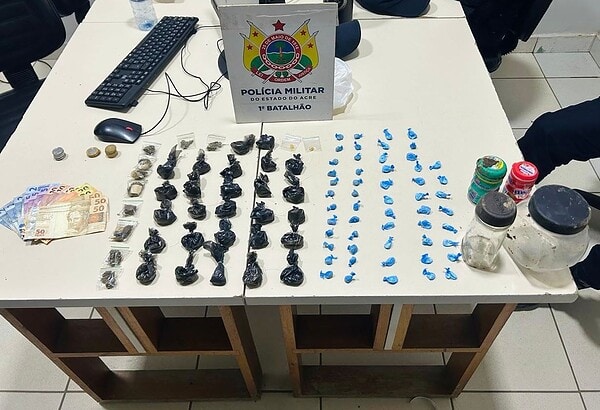 Homem é preso com crack, cocaína, merla e skank durante ação da PM em bairro de Rio Branco