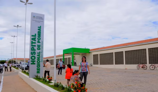 Mulher morre e mais 113 pessoas vão a hospital após comerem em pizzaria